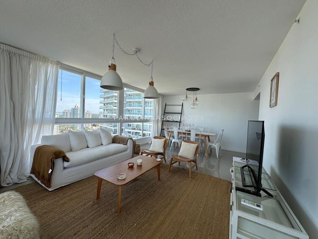 Apartamento en venta de 2 Dormitorios en Torre