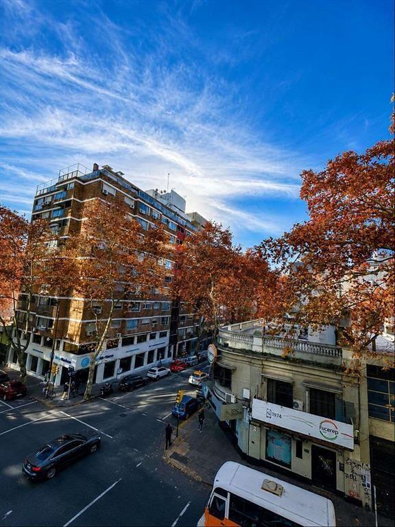 MONOAMBIENTE AL FRENTE EN VENTA CON RENTA CENTRO