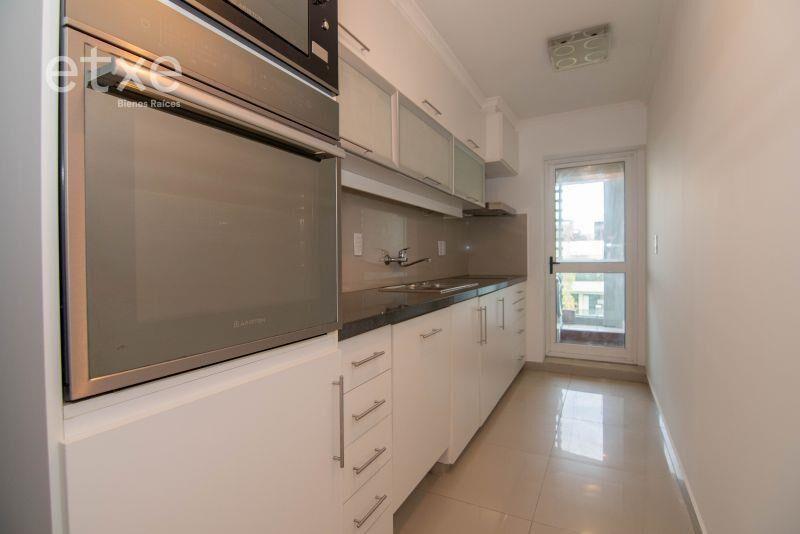 Excelente Apartamento con mejoras. Avenida de las America...