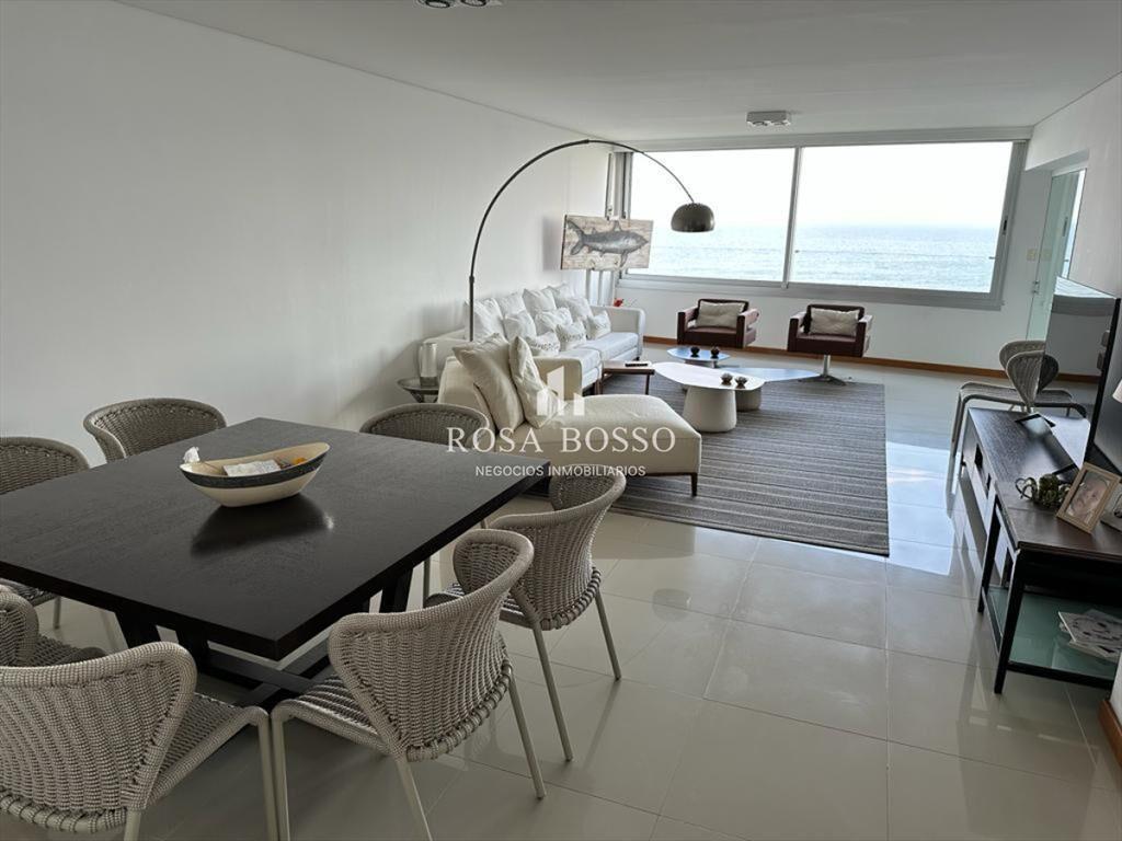 Apartamento, Alquiler, 3 dormitorios, Brava, del