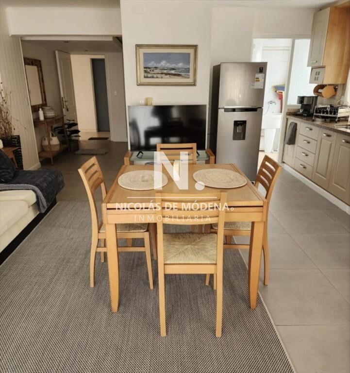 En venta apartamento en Península de 2 con