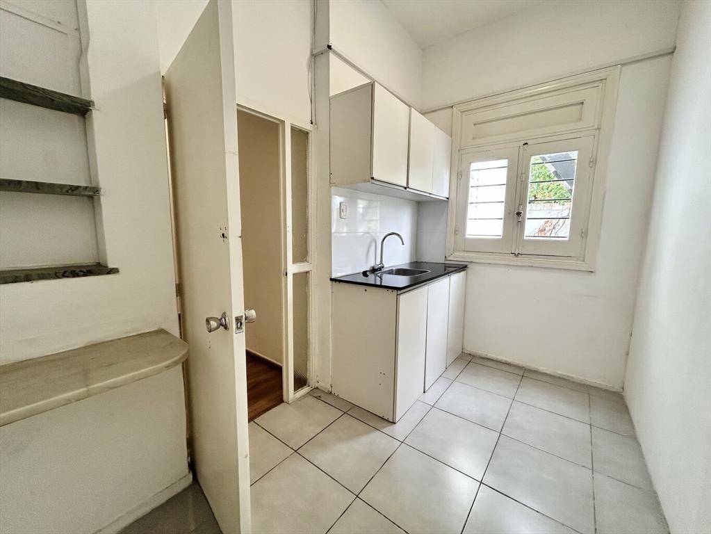 Venta local comercial y oficinas – Padrón único – Bv. Artig