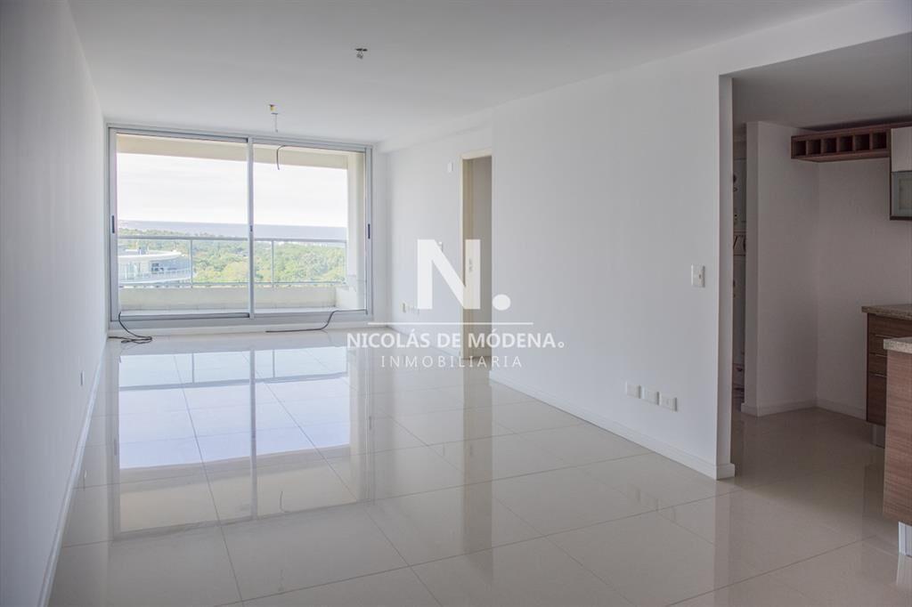 Departamento a estrenar a pasos de Punta