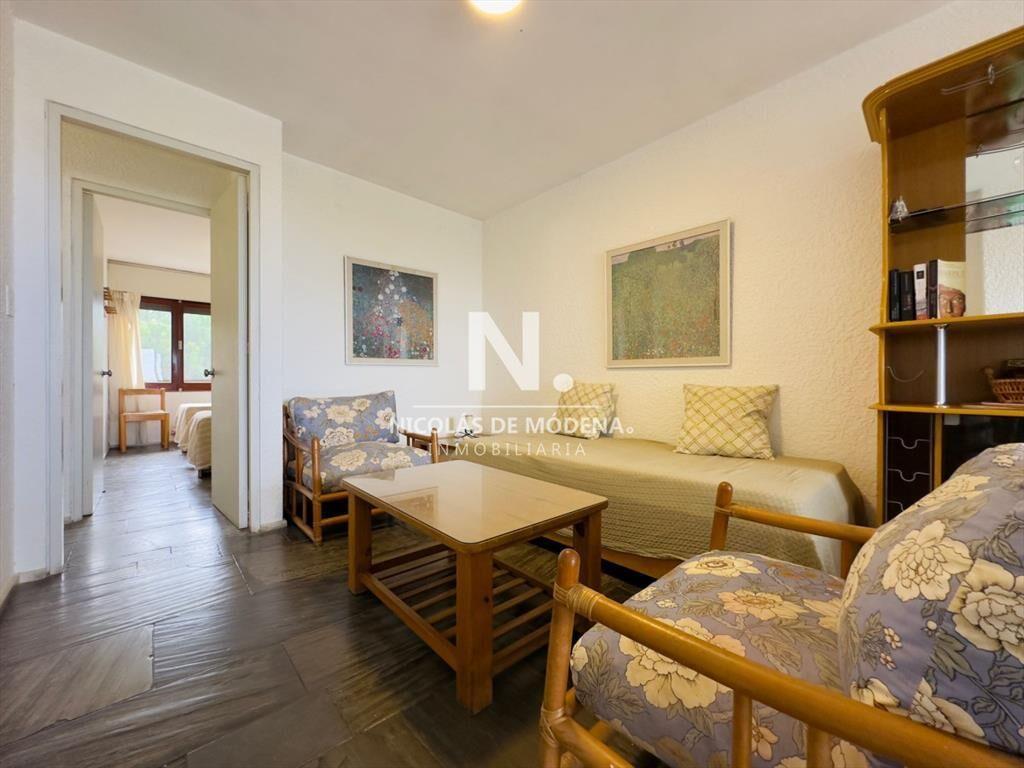 Apartamento en venta, 2 dormitorios, primera linea de la br