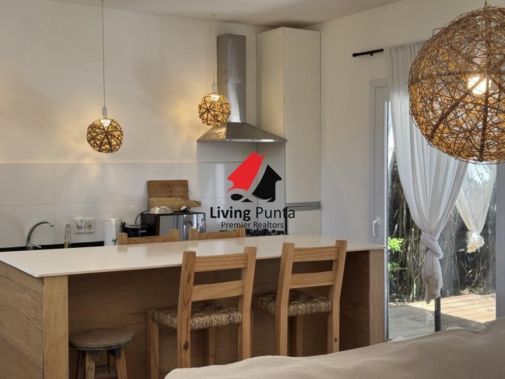 Casa en venta a media cuadra del mar