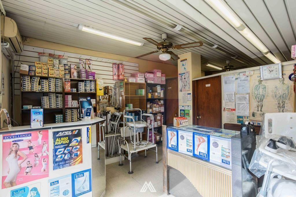 VENTA LOCAL COMERCIAL EN EL CENTRO