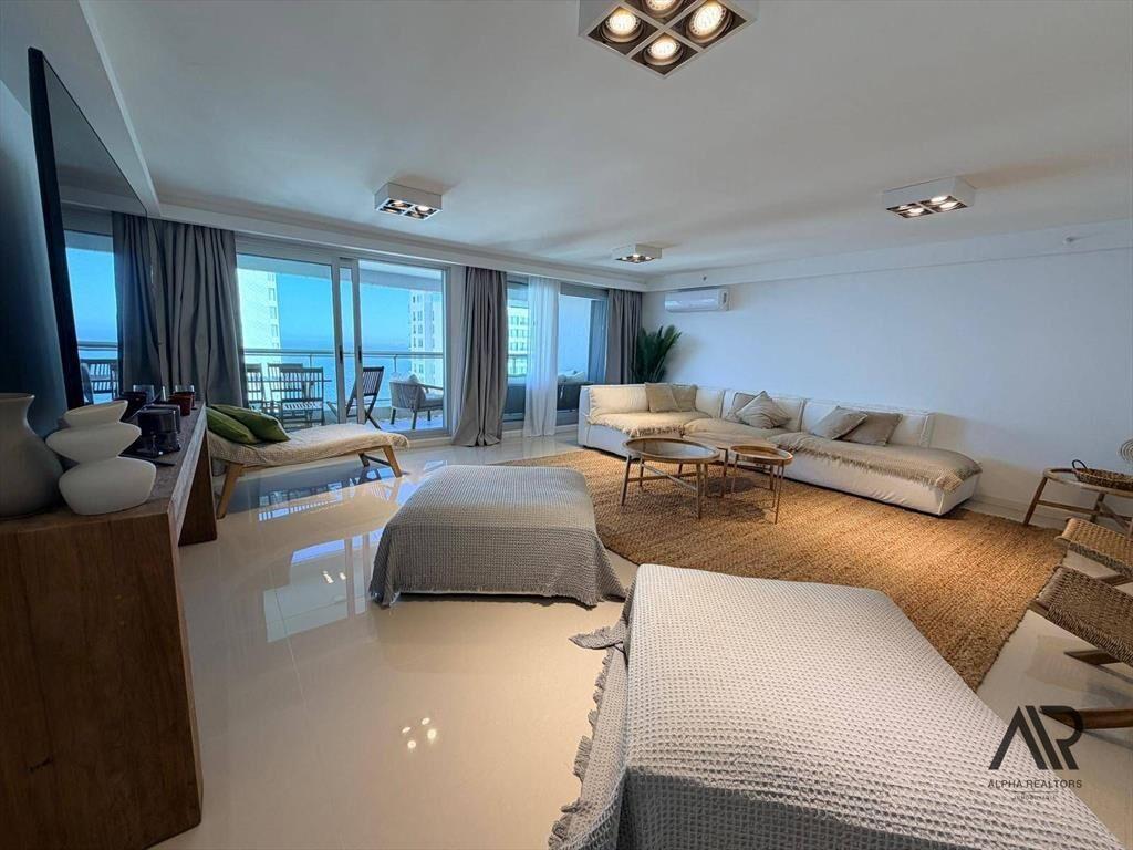 Penthouse en venta 5 dorm 5 baños c/ cochera