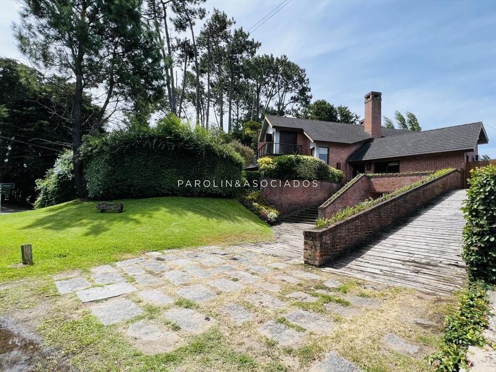 Casa en venta de 4 dormitorios en Country, Punta