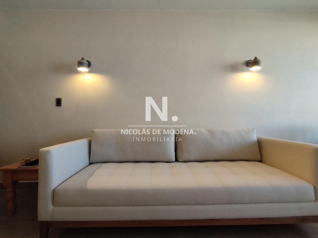 Apartamento de un dormitorio en venta en Punta