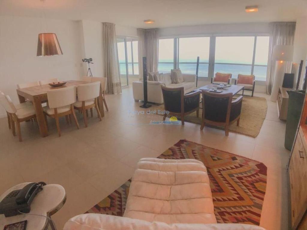 Apartamento en venta Playa Brava 3 dormitorios