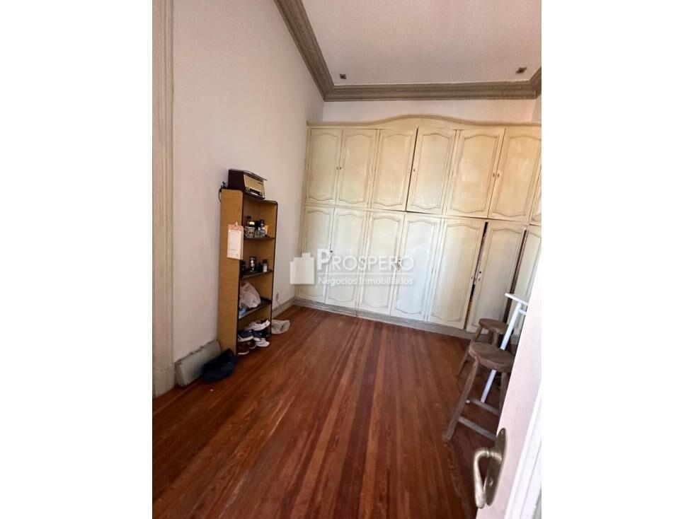 1382/1 Venta apto de época 4dorm+ escrit,c/balcón Centro