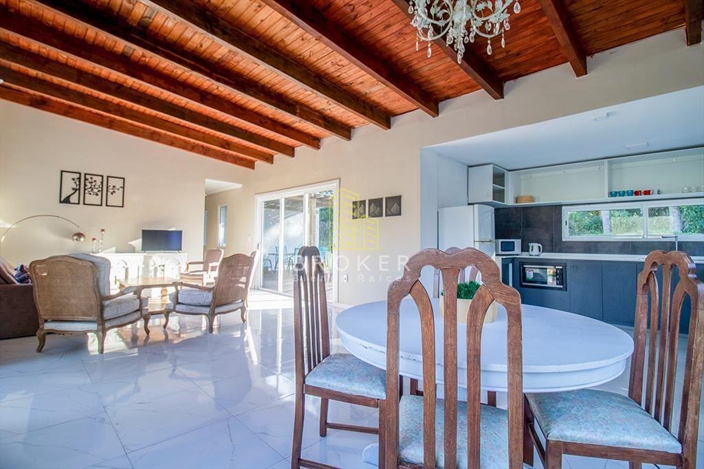 Oportunidad en venta de casa en barrio privado, 3