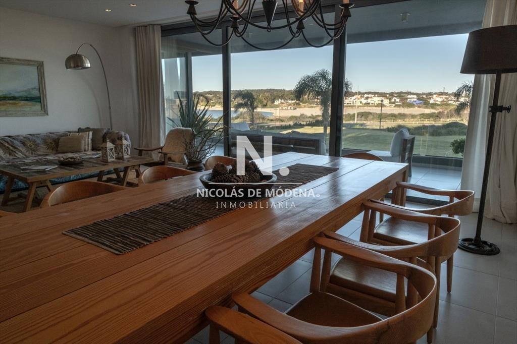 Apartamento en alquiler, 3 dormitorios, Playa Brava, Punta