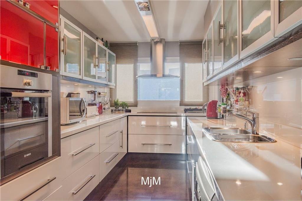 ALQUILER APARTAMENTO POCITOS 4 DORMITORIOS