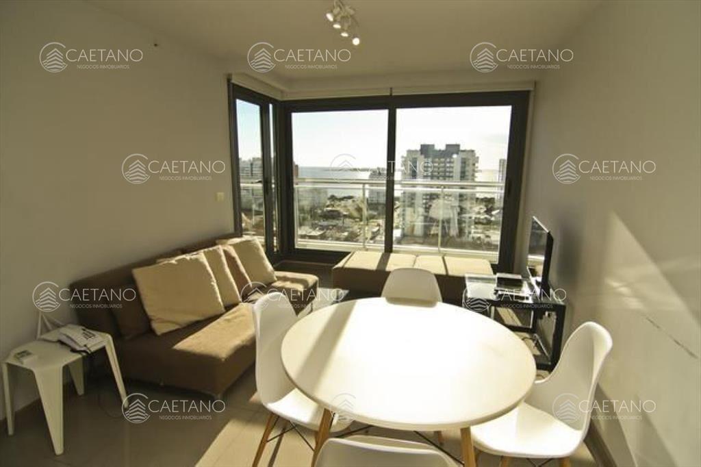 Un dormitorio y medio con hermosa vista a Playa