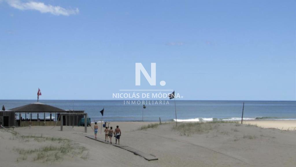 En venta terreno con vista al mar en Jose