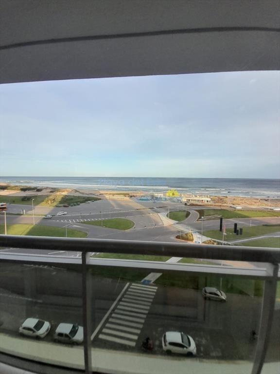 Apartamento en venta de 3 dormitorios en Punta ,