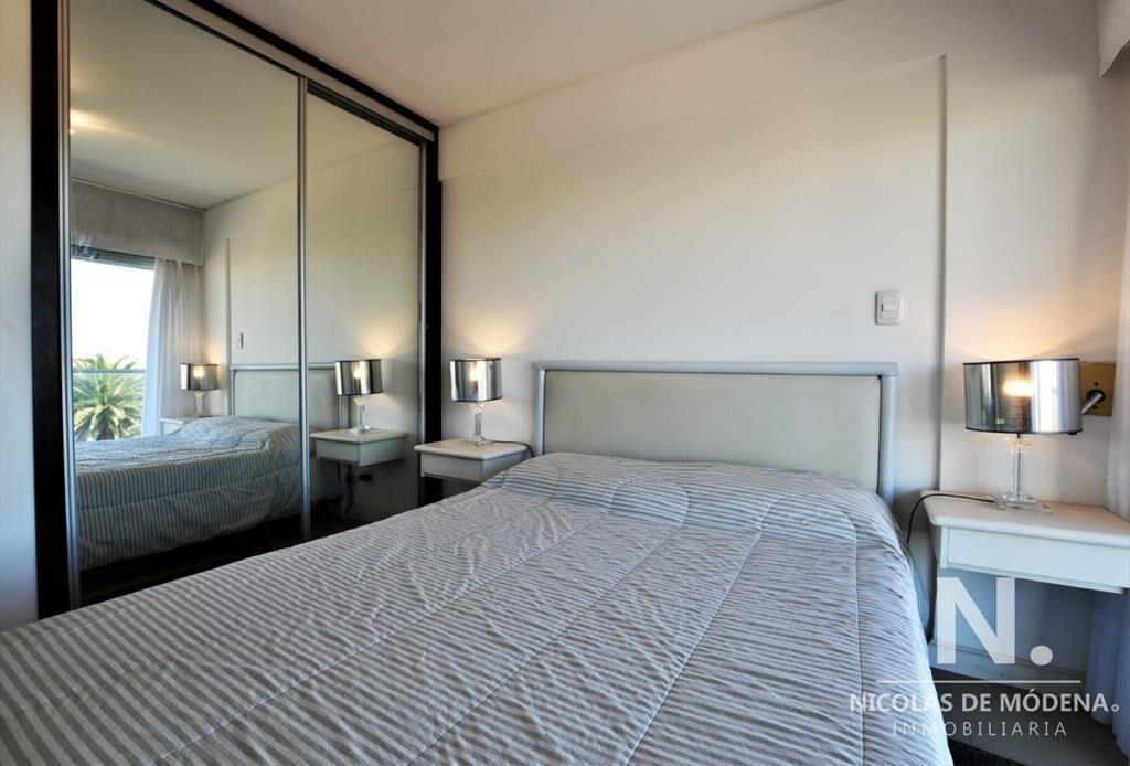 Venta de Apartamento 2 dormitorios, Península, Punta del E