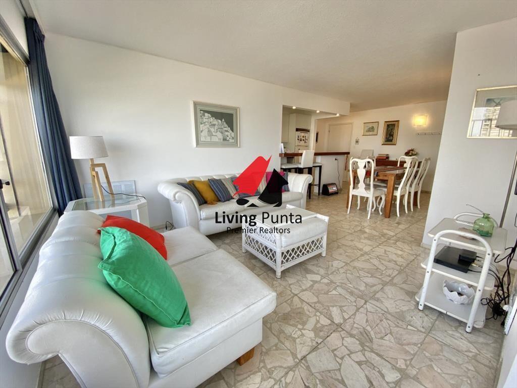 VENTA DE APARTAMENTO DE DORMITORIOS EN PENINSULA PUNTA DEL