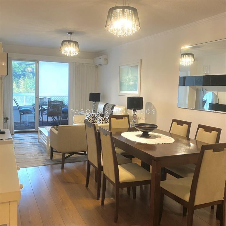 Apartamento en venta de 2 dormitorios y en Punta