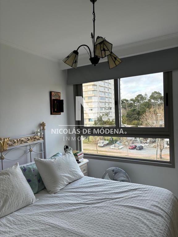 Apartamento en venta en excelente ubicacion, 2 dormitorios