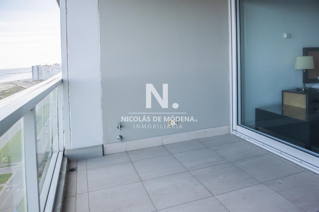 Espectacular departamento frente al mar en venta,