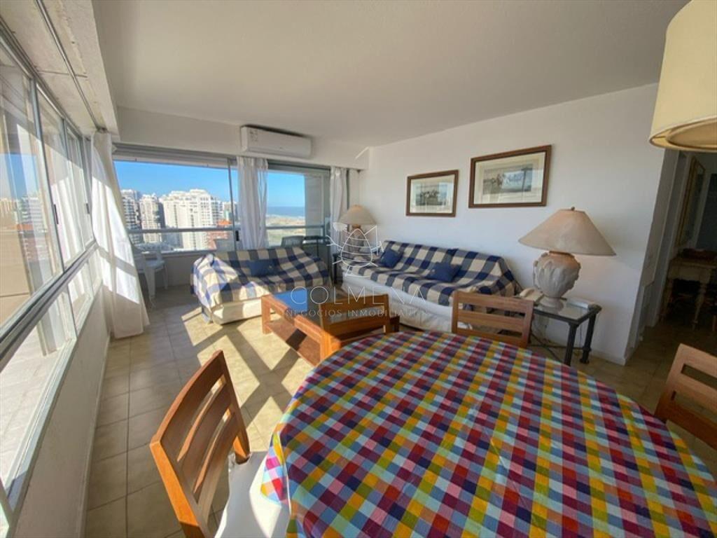 Apartamento en Peninsula, vista playa mansa y