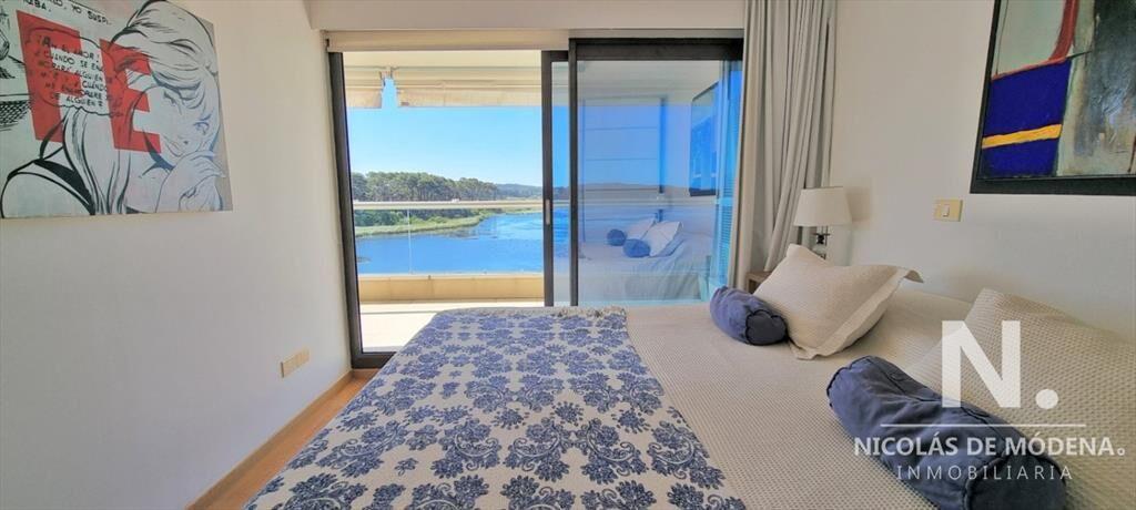 Dúplex con Vista a la Laguna, 3 dormitorios, terraza con p