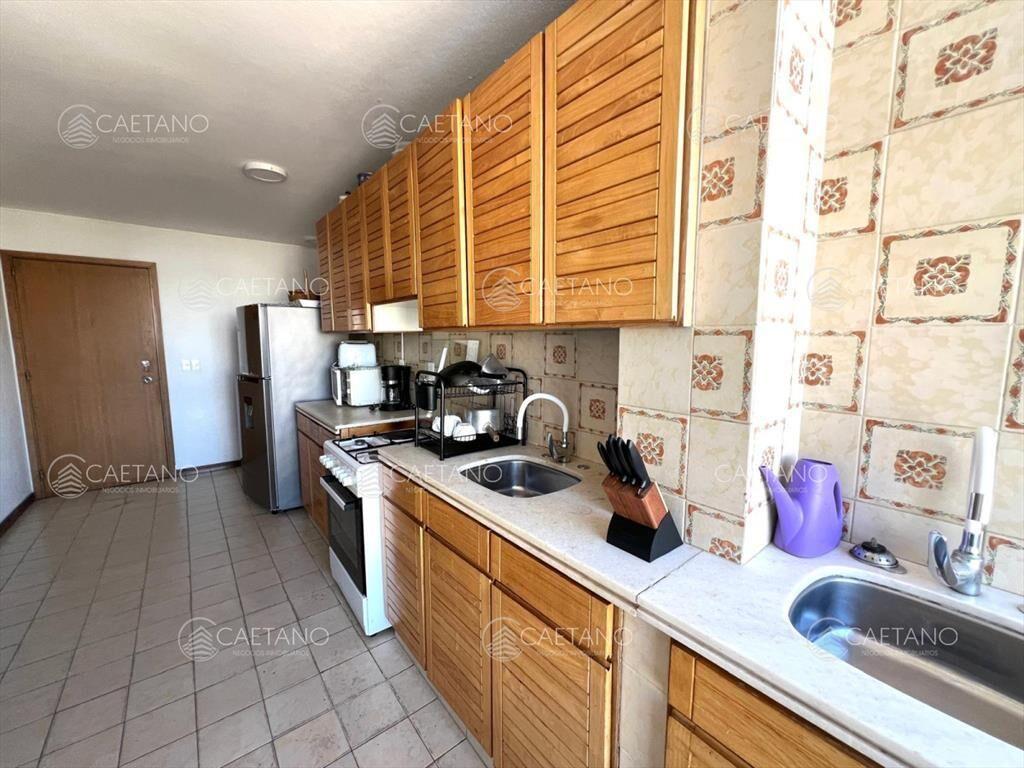 apartamento en venta zona shopping punta, 2 y