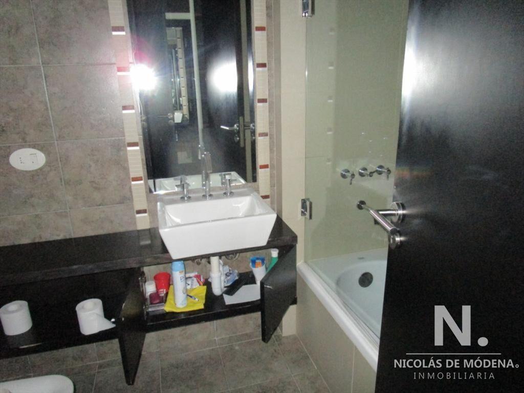 VENTA HERMOSO APARTAMENTO A METROS DE PLAYA MANSA