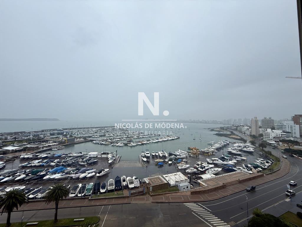 Apartamento en Venta - Edificio Puerto, Punta del