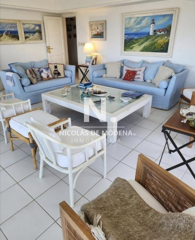 En venta apartamento en Brava, Punta del Este de