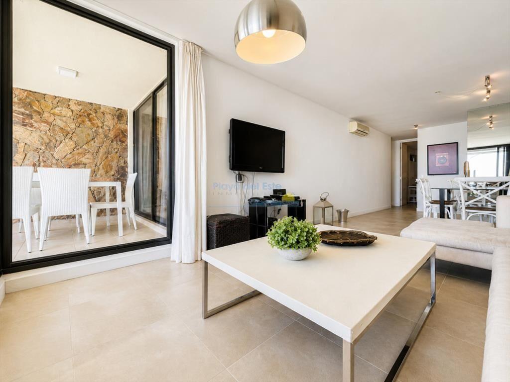 Apartamento de 2 Dormitorios con Vista al Mar y