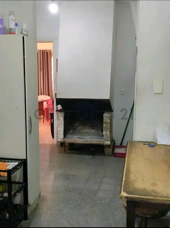 CASA 2 DOR / JARDIN/ ENTRADA AUTO/ PARRILLERO. ACEPTA BAN...