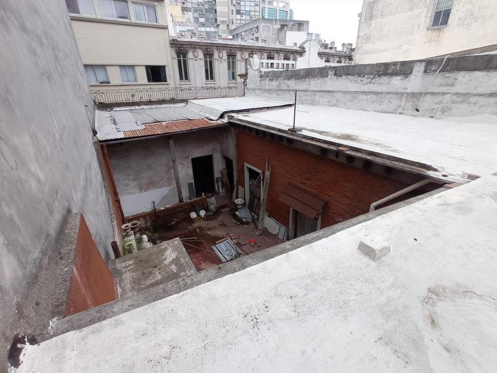 Local -Ideal Inversor,  a reciclar con potencial en Bartolo