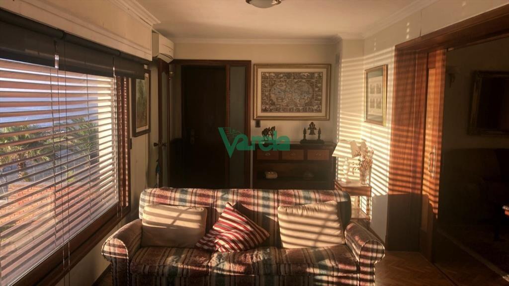 Venta casa, Punta Gorda, 3 dorm, 3 baÃ±os, fondo, todo a nu