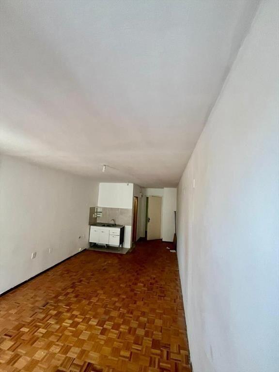 Alquiler Apartamento monoambiente luminoso en excelente zon