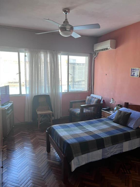 Apartamento en venta c/ cochera en Aguada