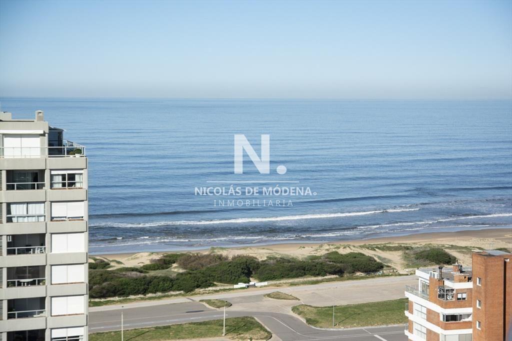 Apartamento de 3 dormitorios en La Pastora - del