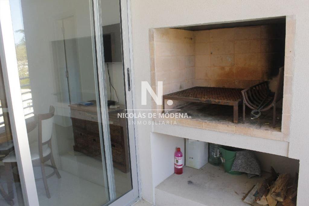 Alquilo apartamento de 2 dormitorios cerca del