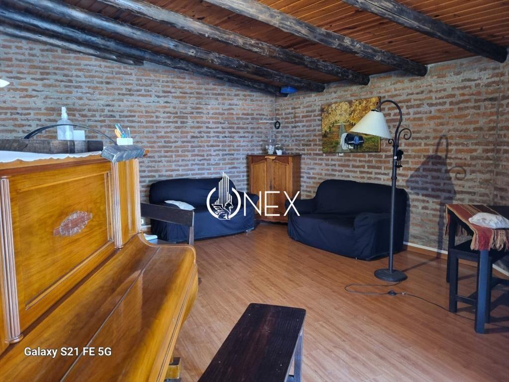 Se vende local comercial en Malvín norte.
