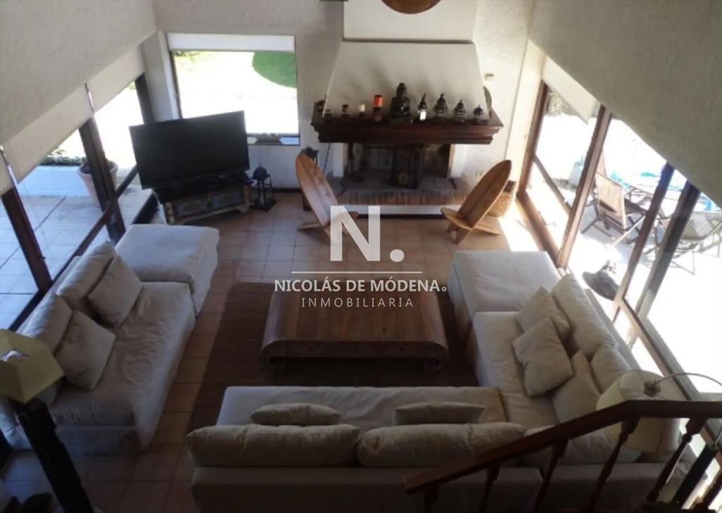 CASA 5 DORMITORIOS, LUGANO, PUNTA DEL ESTE