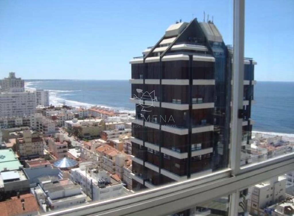 Precioso departamento en pleno corazon de Punta!!