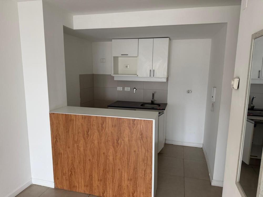 Alquiler apartamento 1 dorm en Malvin, Rivera y C. de Urugua