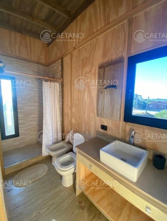 Venta casa en primera linea en La Juanita, Jose -