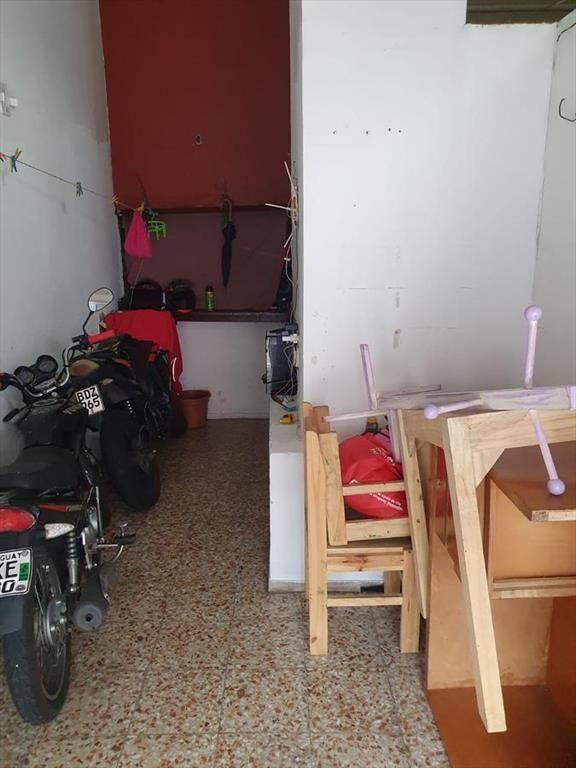 Yaguaron esq Uruguay, padrón único , 175 m2, 2 plantas !!