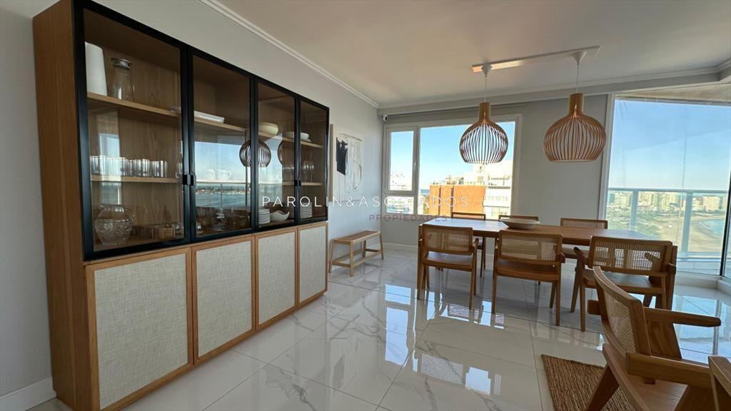 Departamento en venta en edificio Paramount de 3