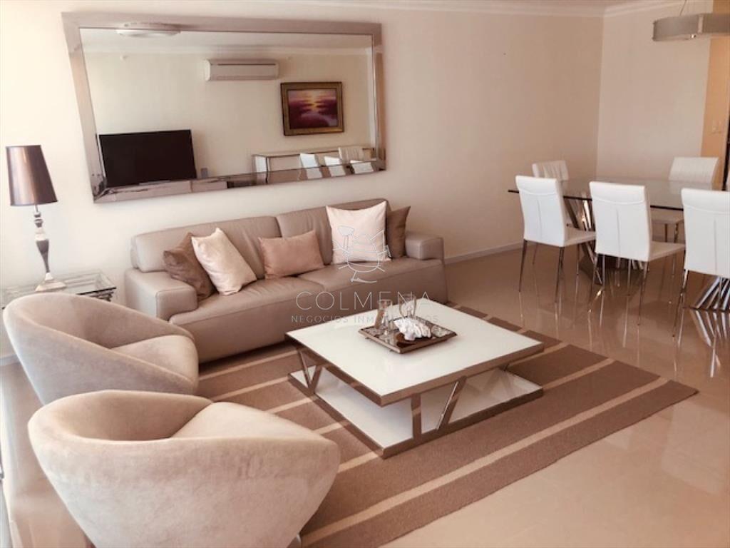 Apartamemto de 3 dor 3 baños mas toillete con en