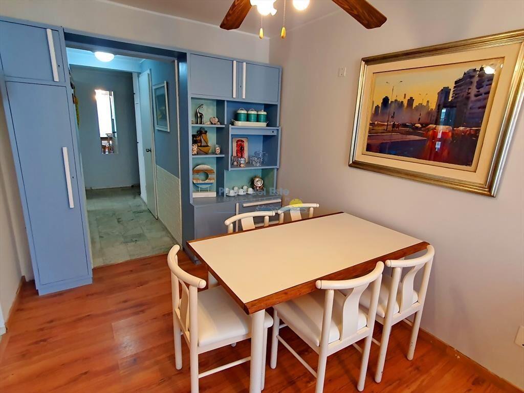 En venta apartamento 2 dormitorios con parrillero