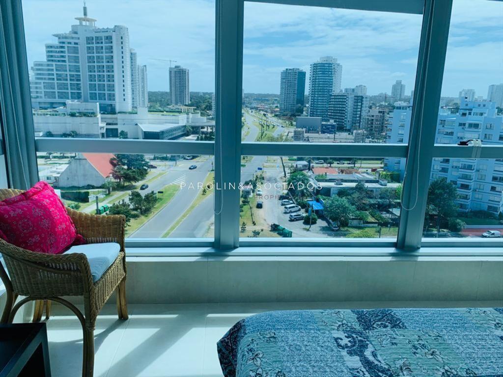Apartamento en venta en Art Bulevar, Punta del